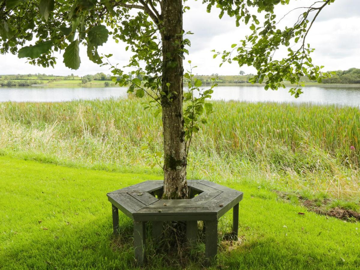 Lakeside Cottage Boyle Exterior photo
